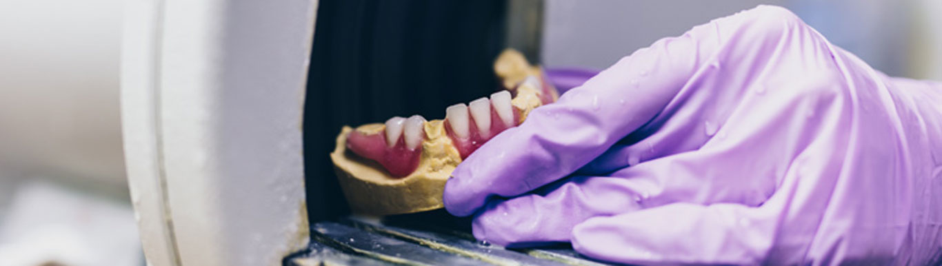 Radonić Dental Lab - edukacija- kursevi - ThermoSens proteze priprema za ulaganje